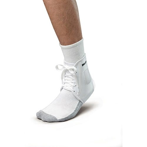 Mueller XLP Ankle Braces