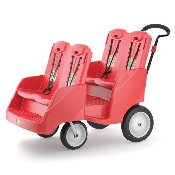 angle view of the parade 4 buggy with safety seat belts