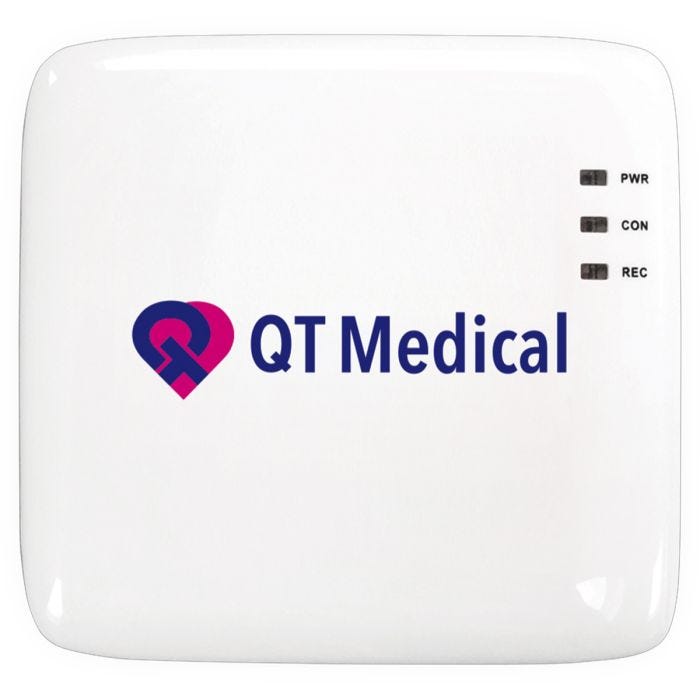 White QT Medical PCA 500 device with three light indicators on the top right. White QT Medical PCA 500 device with three light indicators on the top right.