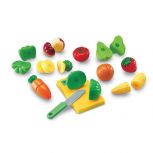 Pretend & Play Sliceable Fruits & Veggies