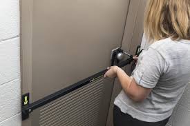 School Health Trauma and Lockdown Classroom Kit, Outward Swinging Door